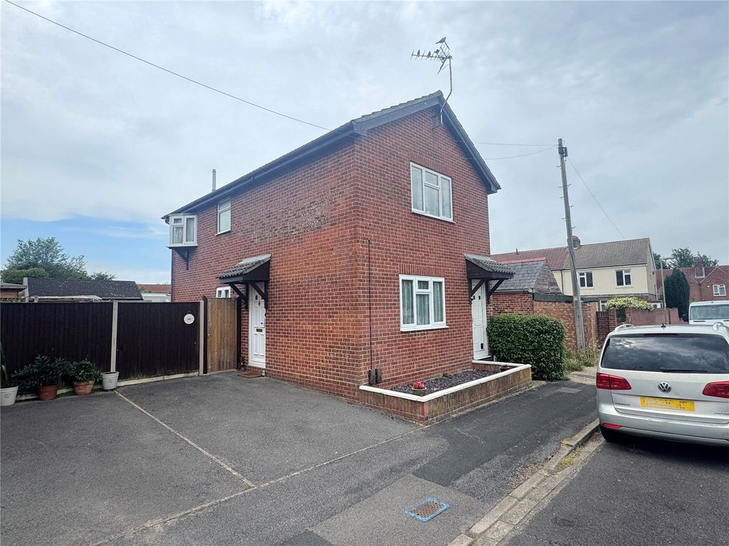 Property photo 1 of 11 Picture No. 01
