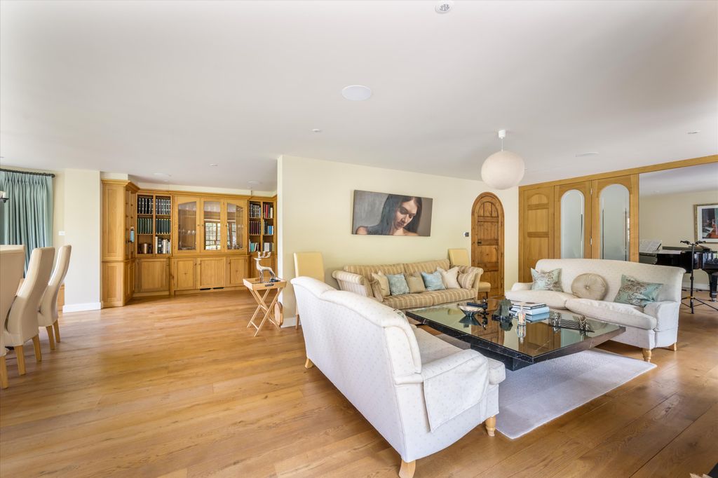 Additional image 9 of 8 bed detached house for saleLondon Road, Petersfield, Hampshire GU31