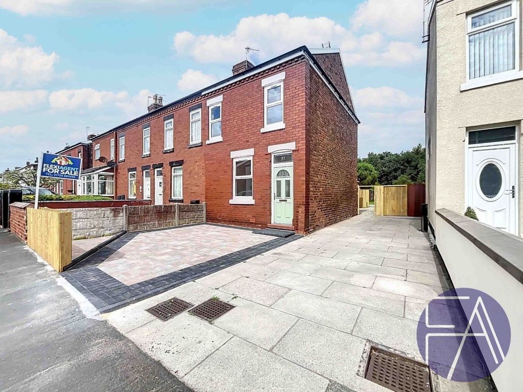Property photo 1 of 13 4403182