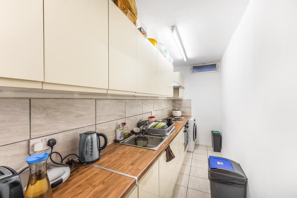 Property photo 3 of 10 Bedroom