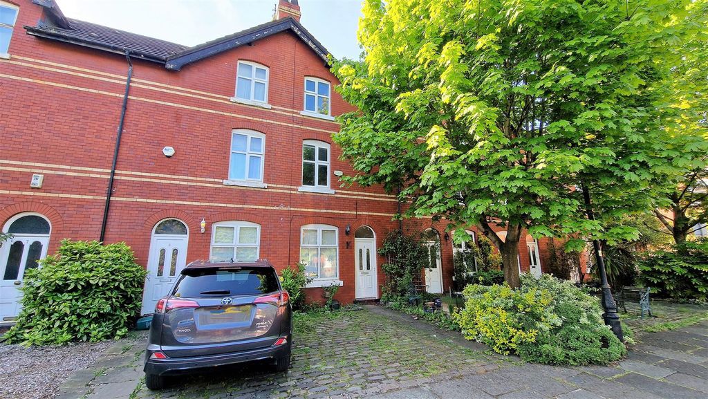 Property photo 1 of 37
