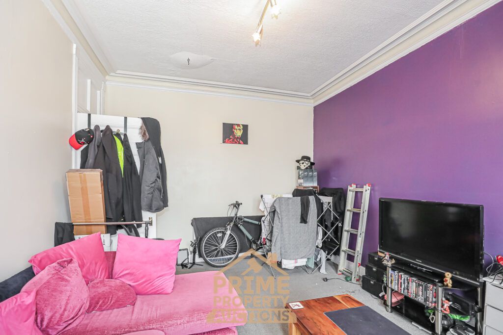 Property photo 3 of 14