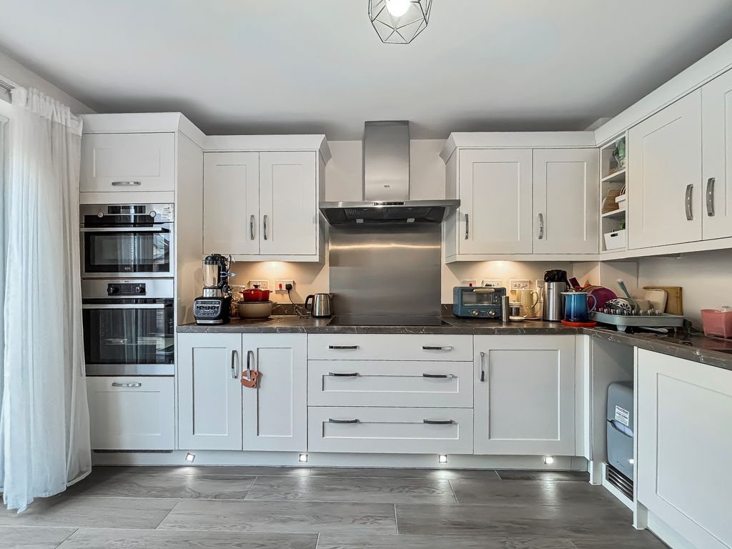 Property photo 3 of 18 86c4950ee52c698c4Fb32d90Baaefb1Bad9Fa2B0