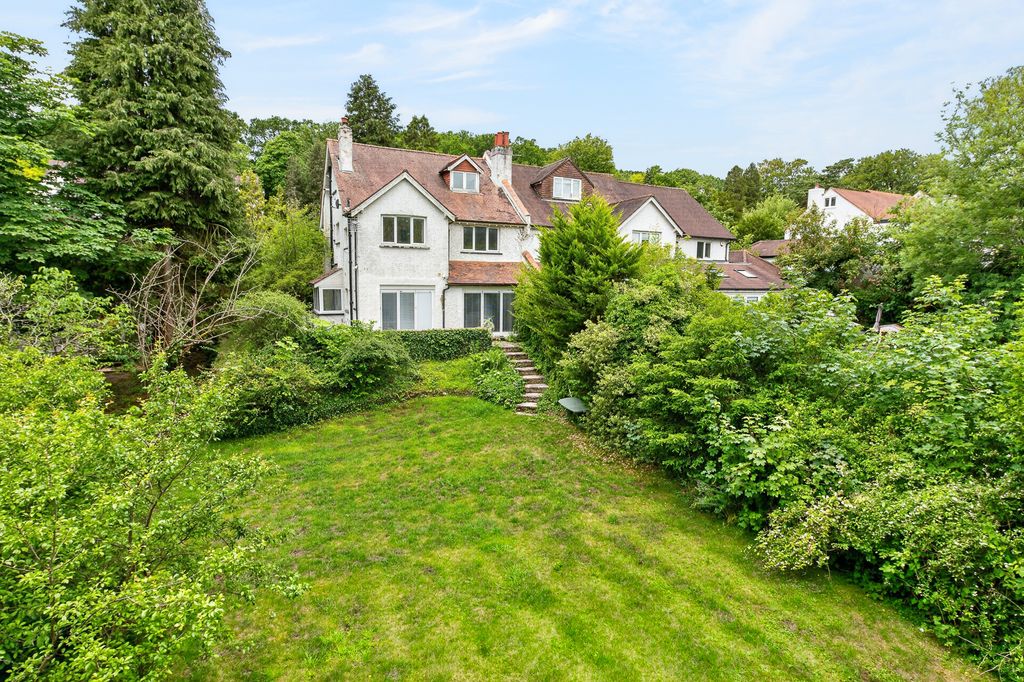 Property photo 1 of 18