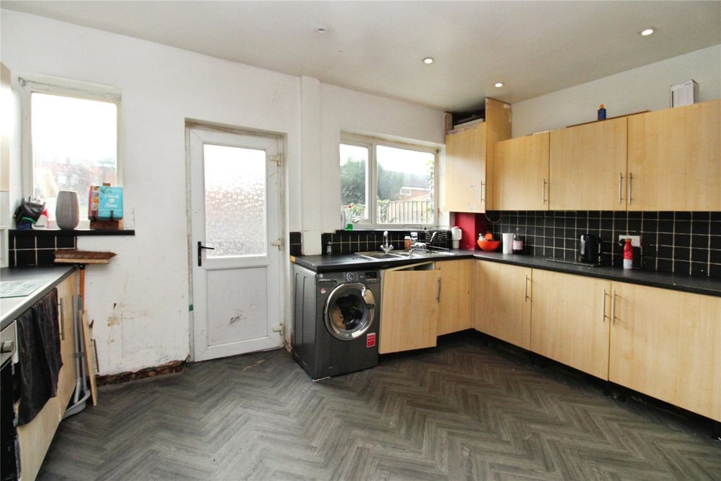 Property photo 3 of 8 Picture No. 04