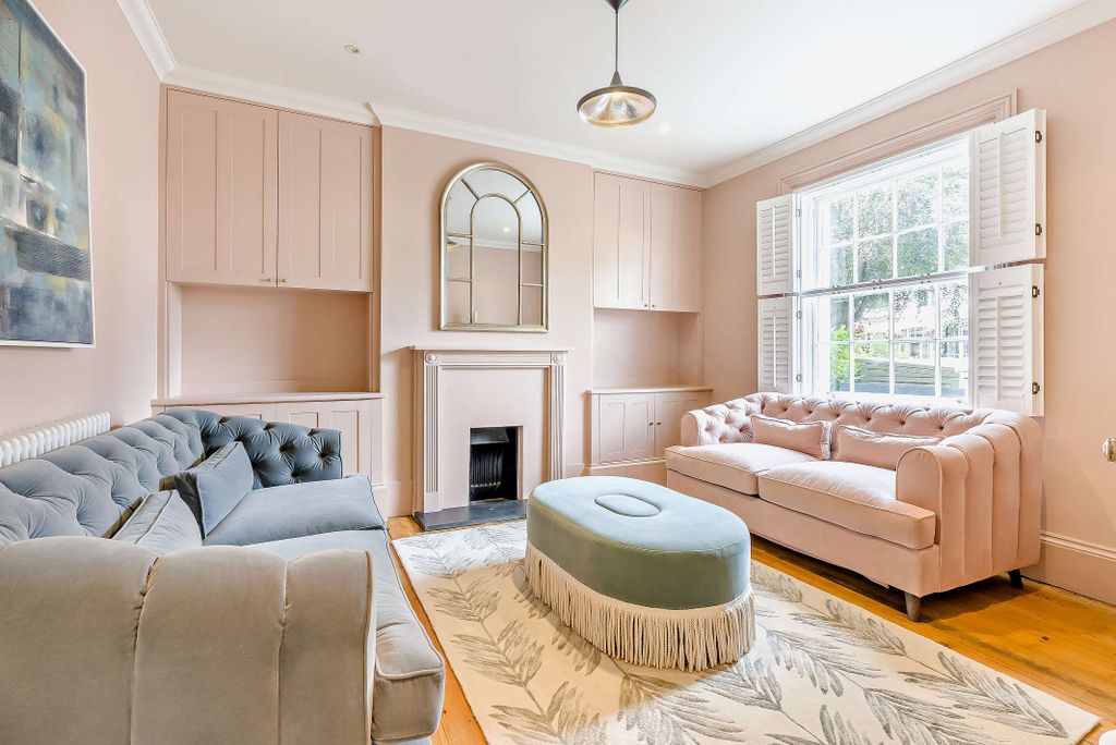 Property photo 2 of 16 Drawing Room