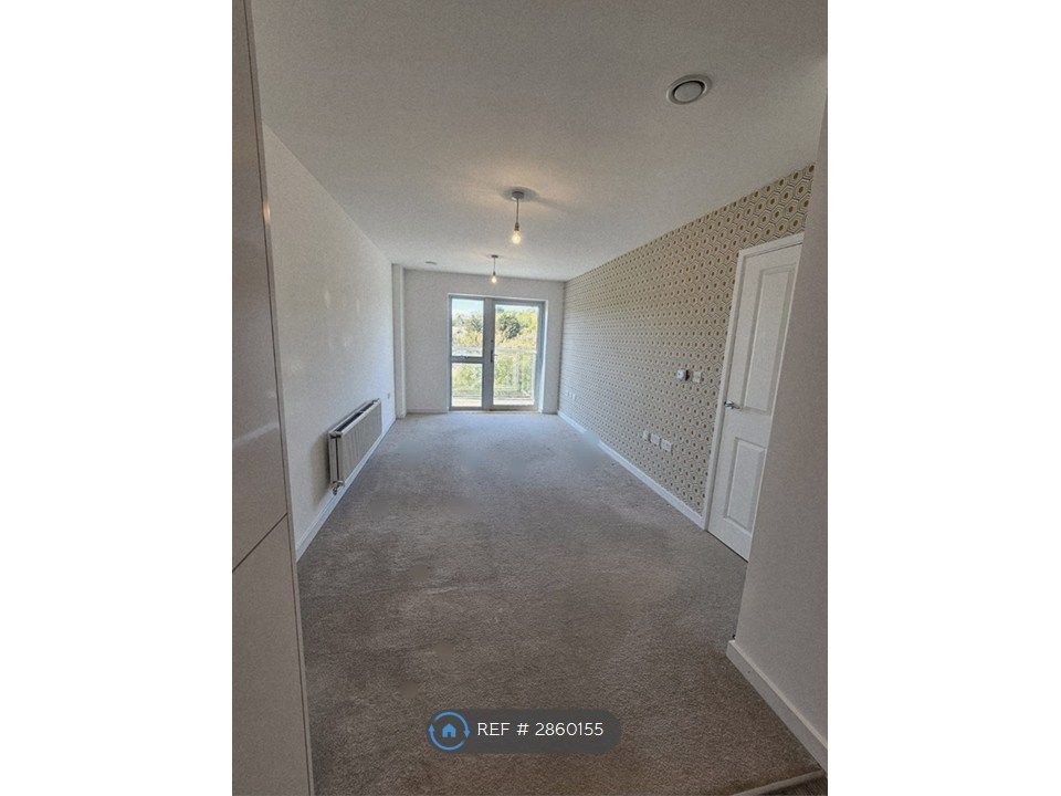 Property photo 2 of 5 Living / Dining