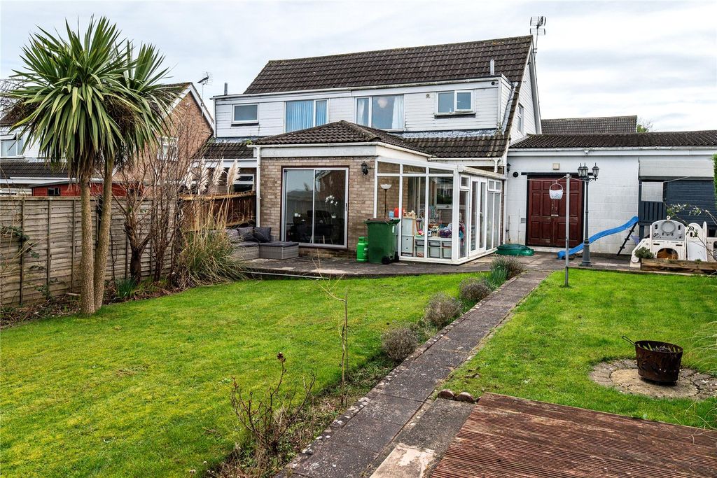 Property photo 2 of 35 Picture No. 06