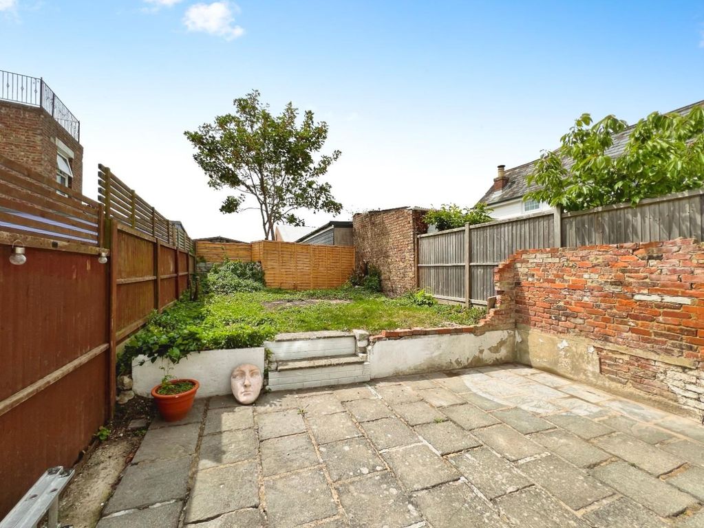 Property photo 3 of 13