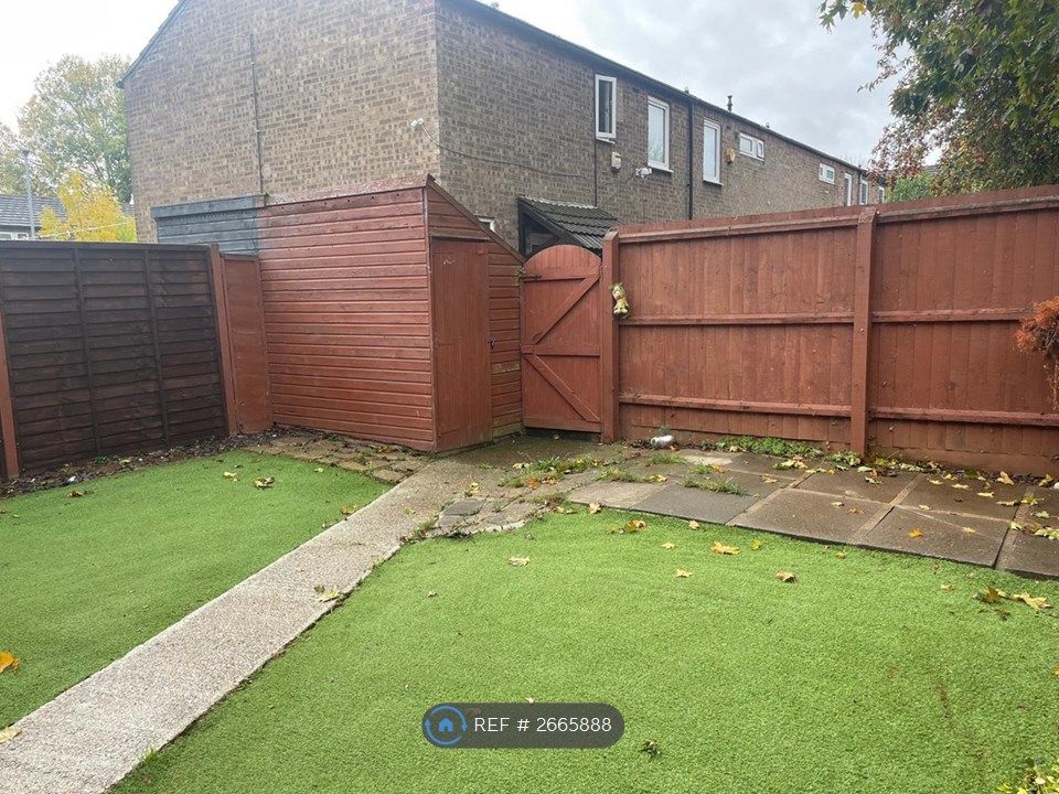 Property photo 2 of 35