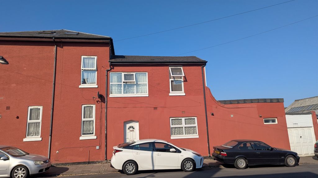 Property photo 1 of 17
