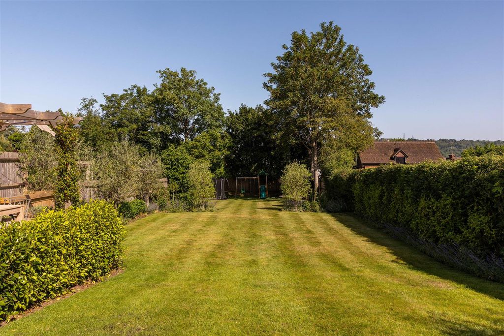 Additional image 18 of 5 bed detached house for saleCockshot Road, Reigate RH2
