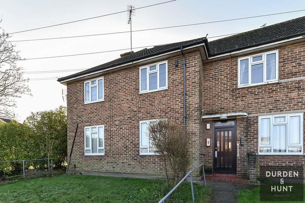 Property photo 1 of 16 Willingale Road