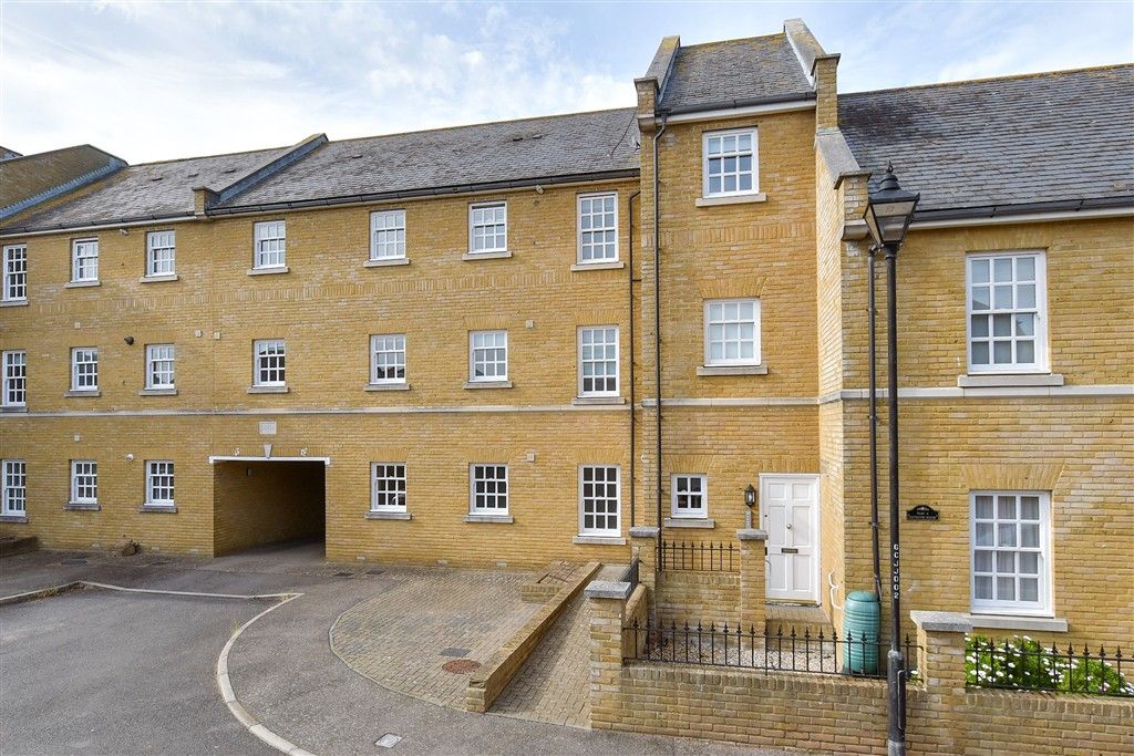 Property photo 1 of 15 External (Web) Not Edited