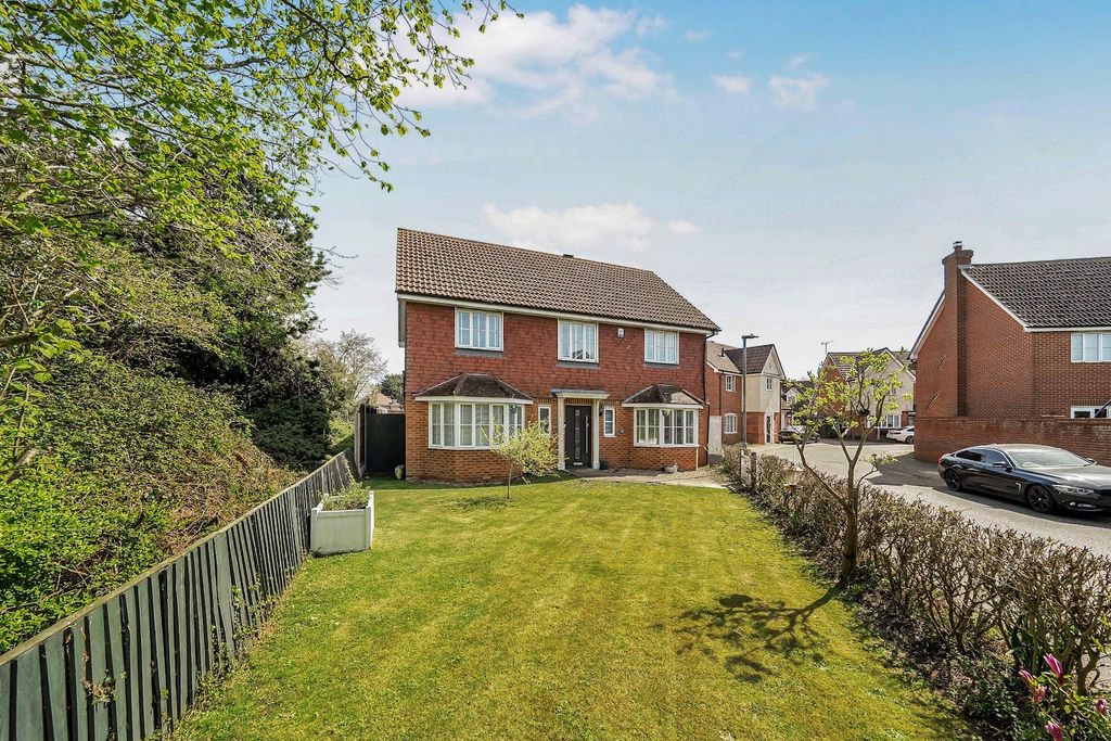 4 bed detached house for saleArtillery Drive, Dovercourt, Harwich CO12