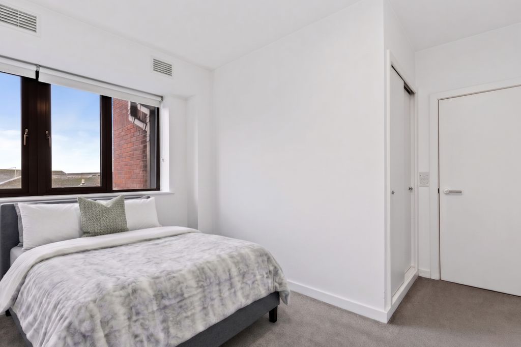 Property photo 2 of 6 1 Bed Darwin
