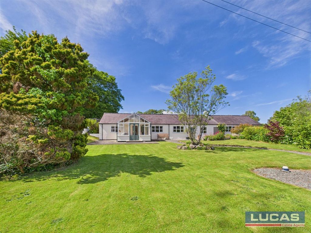 Property photo 1 of 22