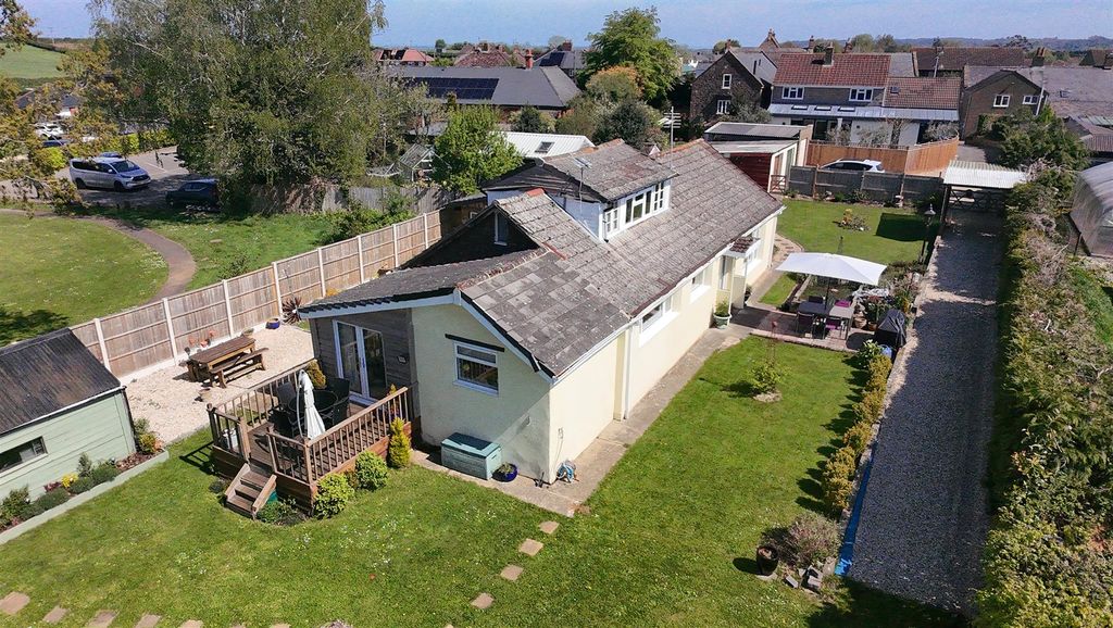 Property photo 1 of 16