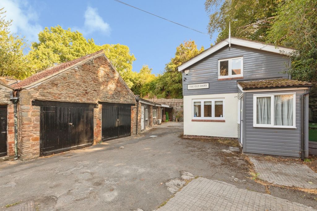Property photo 1 of 20 Pbox-Img.Jpg