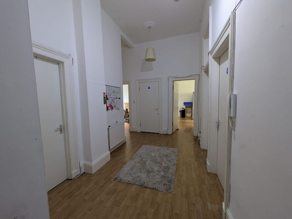 Property photo 2 of 12 Hallway