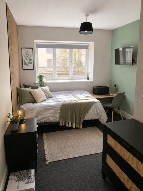 Property photo 1 of 14 9689221.Png