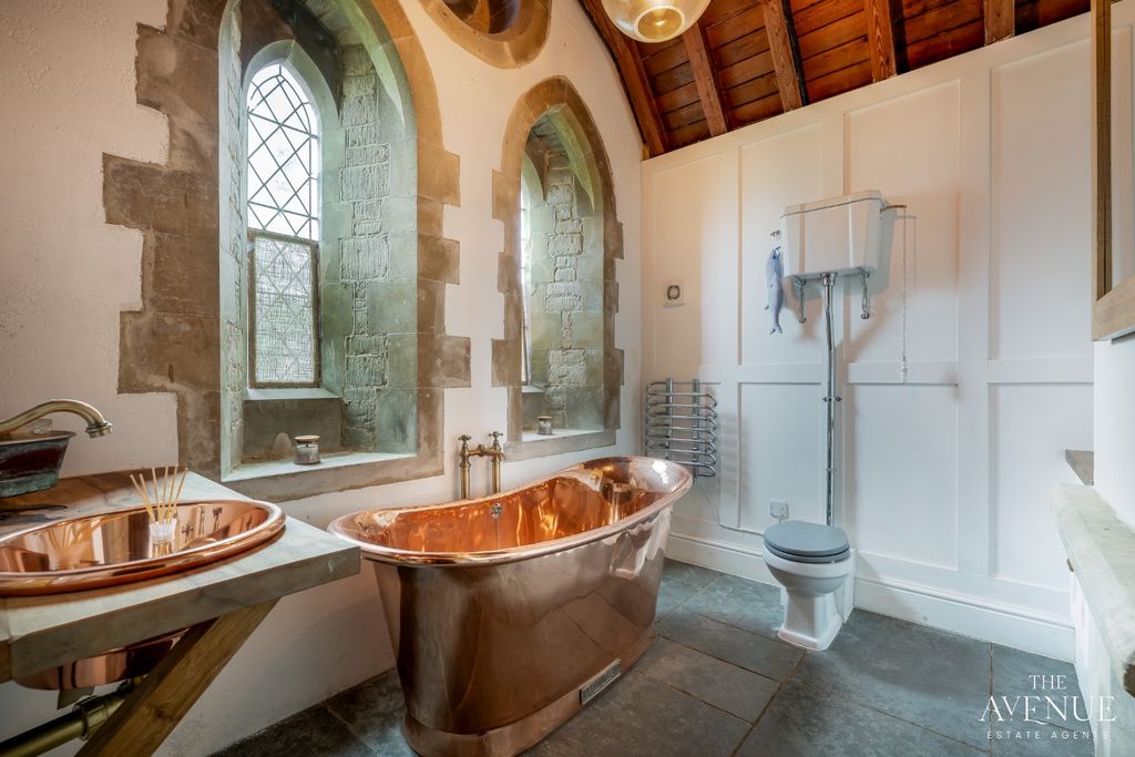 Property photo 3 of 34 4067476