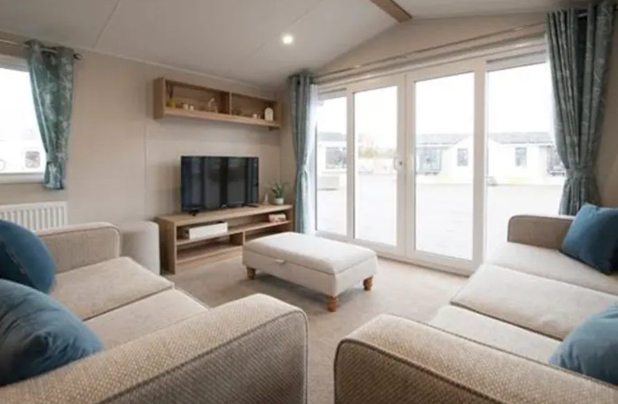 Property photo 1 of 18 3