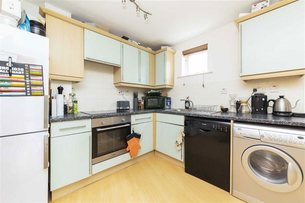 Property photo 2 of 5