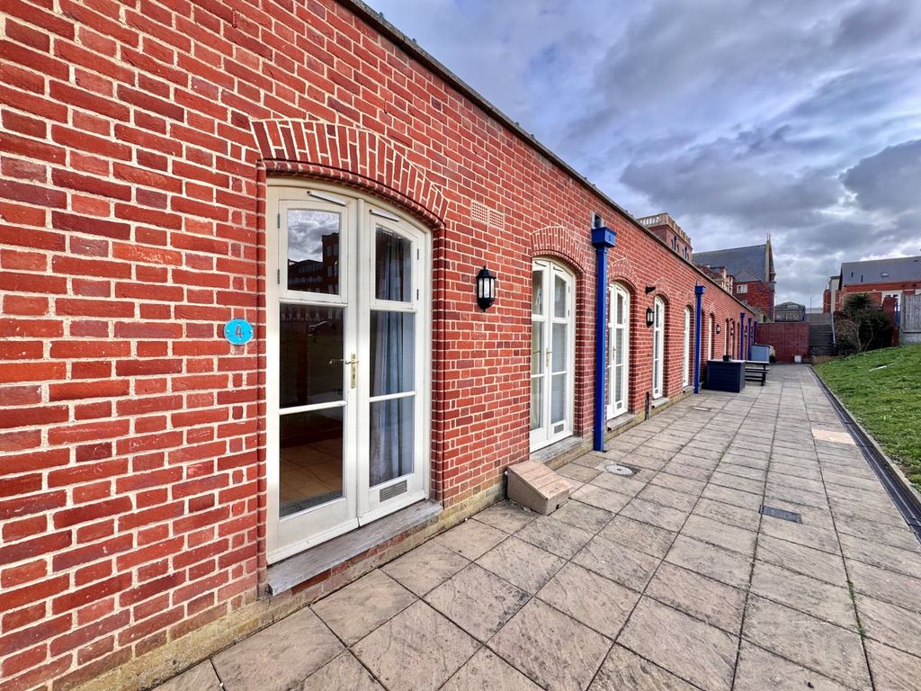 Property photo 1 of 11 Picture 1