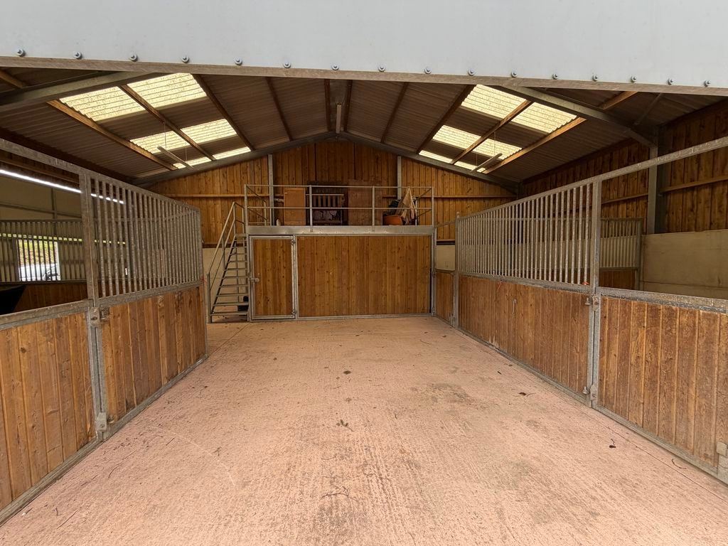 Property photo 1 of 16 Internal