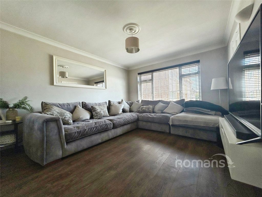 Property photo 3 of 13 Picture No. 34