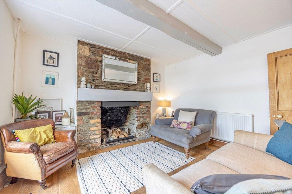 Property photo 2 of 16 Slipway Cottage 2.Jpeg