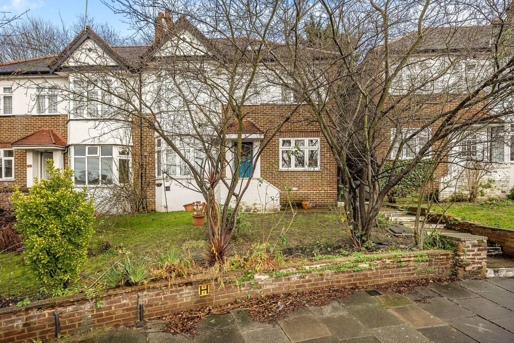 Property photo 1 of 8