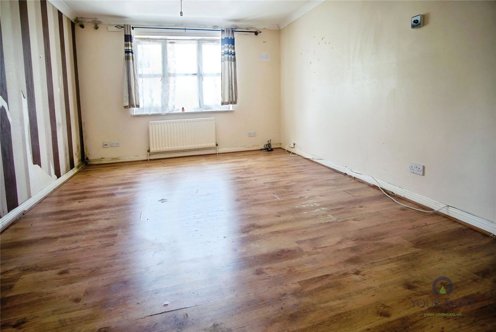 Property photo 2 of 11 Picture No. 10
