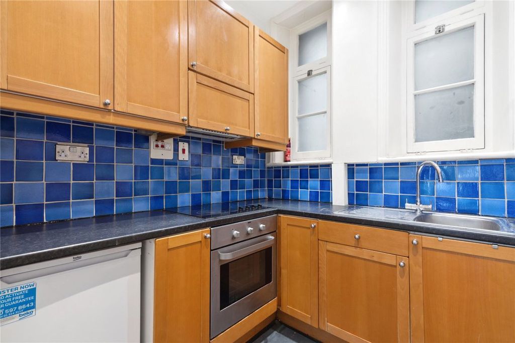 Property photo 3 of 6
