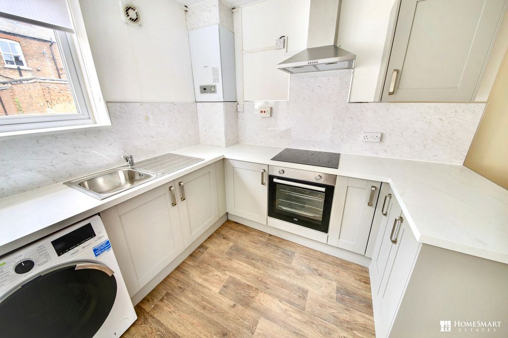 Property photo 1 of 16 Kitchen