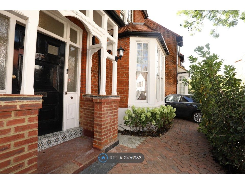 Property photo 2 of 21