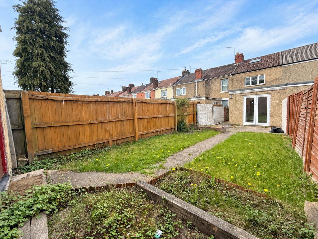 Property photo 2 of 10