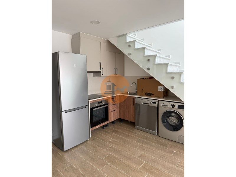 Property photo 3 of 43