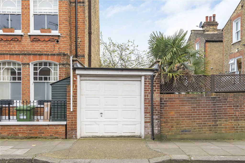 Property photo 1 of 5 Picture No. 04