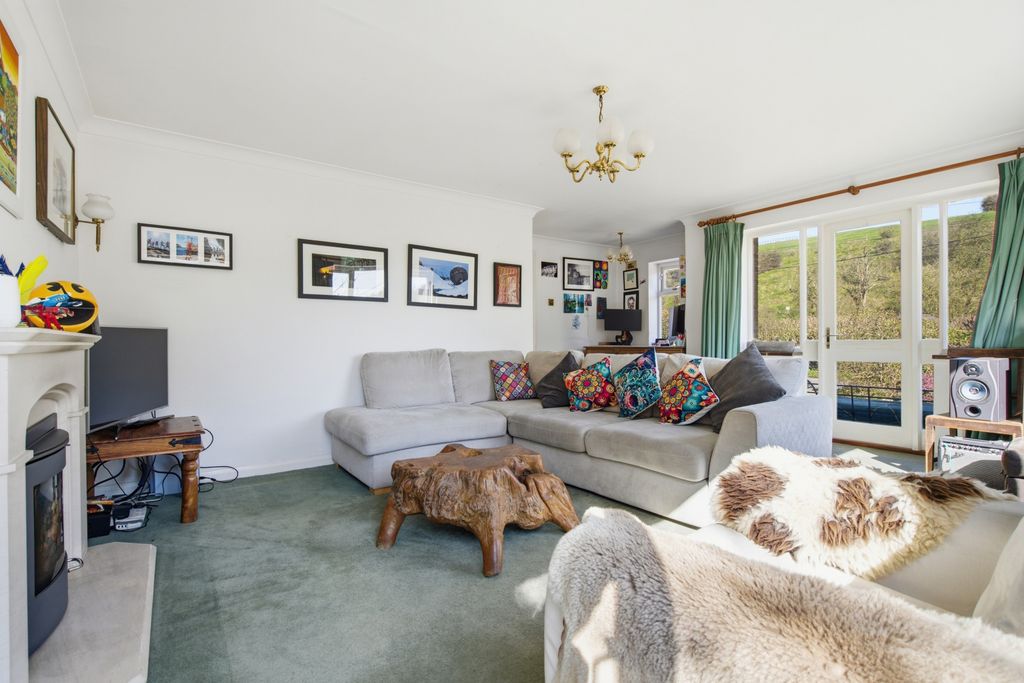 Property photo 3 of 25 Picture No. 17