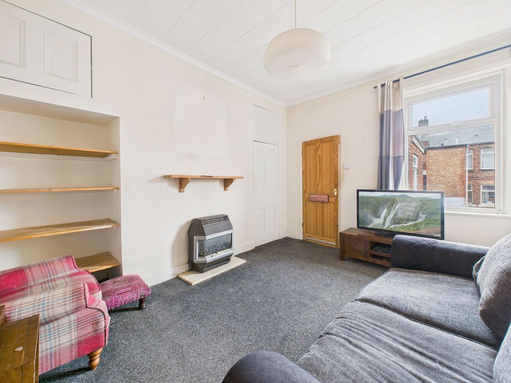 Property photo 2 of 9 Lounge