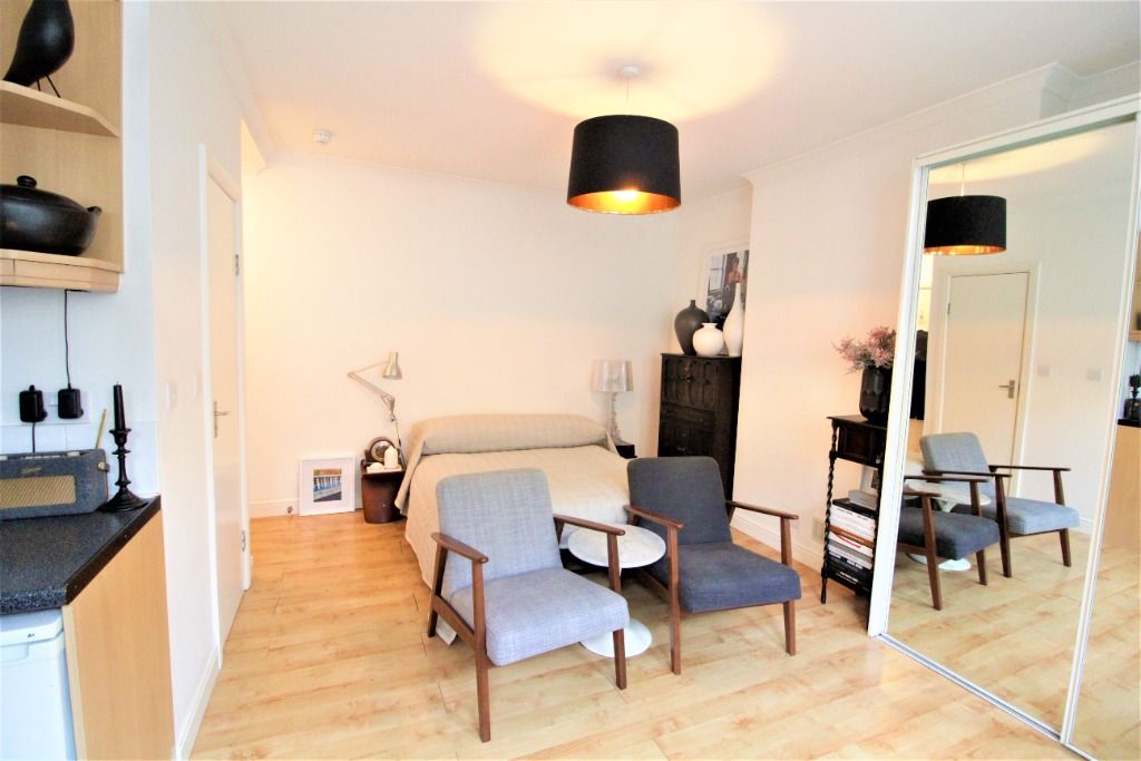 Property photo 3 of 5