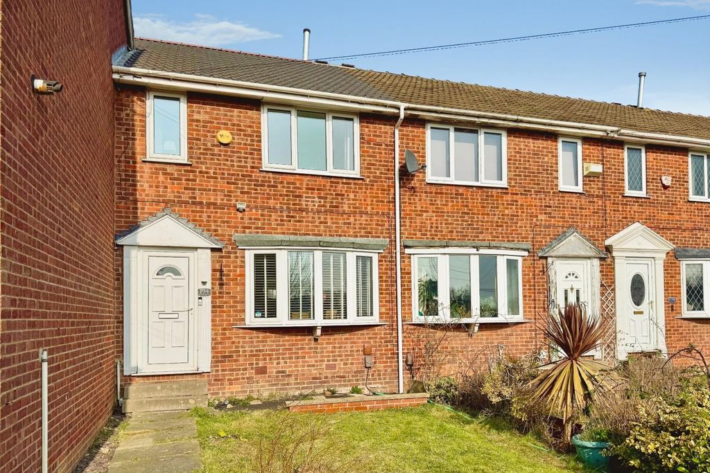 Property photo 1 of 14 Front