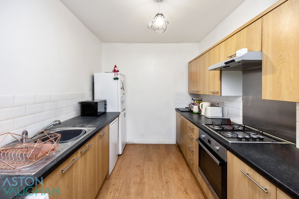 Property photo 1 of 13 5315860