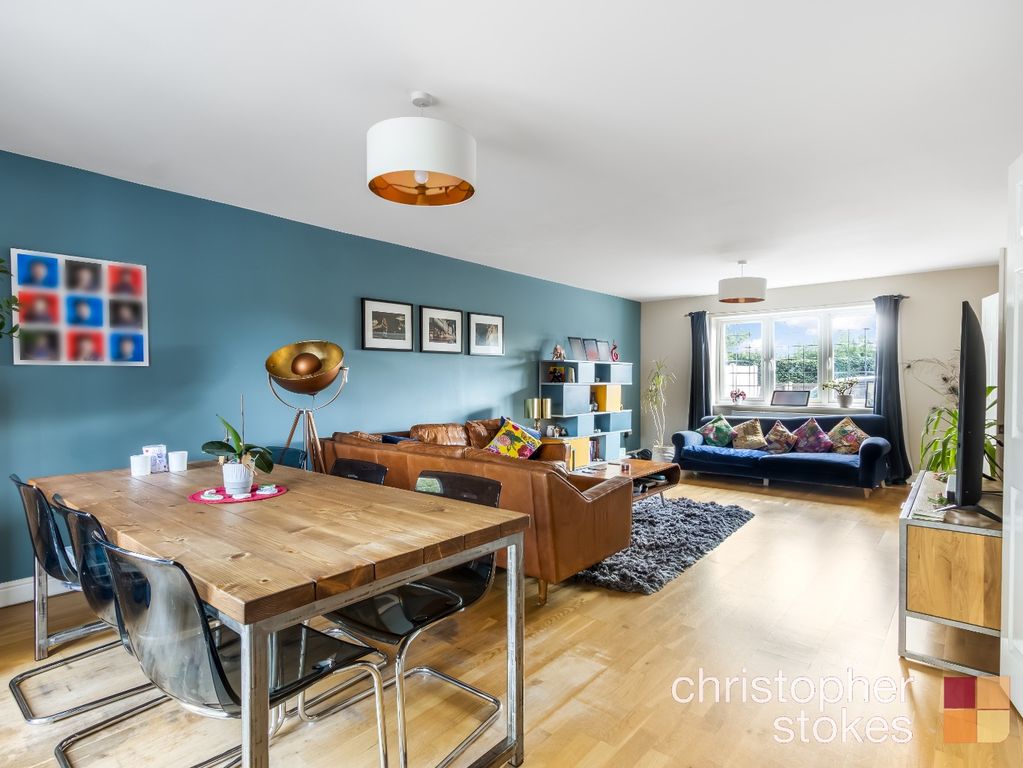 Property photo 3 of 25 4420666