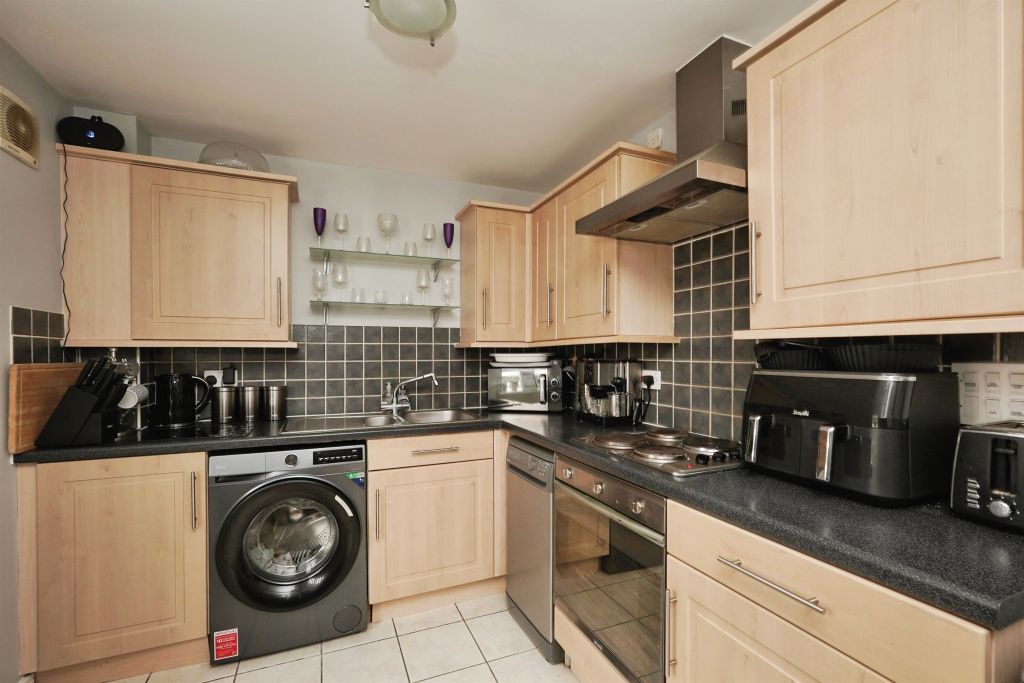 Property photo 3 of 10