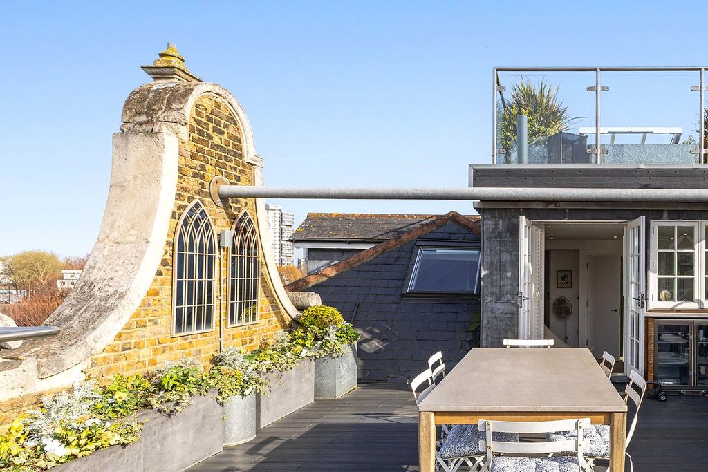 Property photo 1 of 15 Picture No. 32