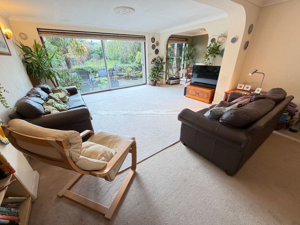 Property photo 3 of 22 4491364