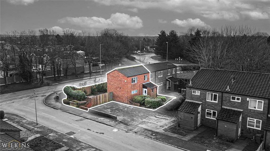 Property photo 2 of 26 Picture No. 32